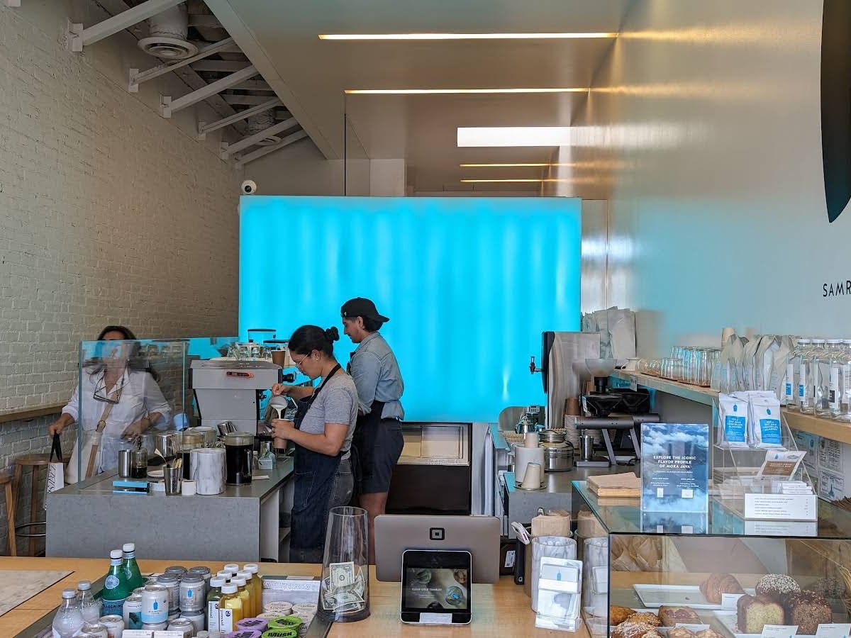 Blue Bottle Coffee specialty coffee shop in Los Angeles - photo 13
