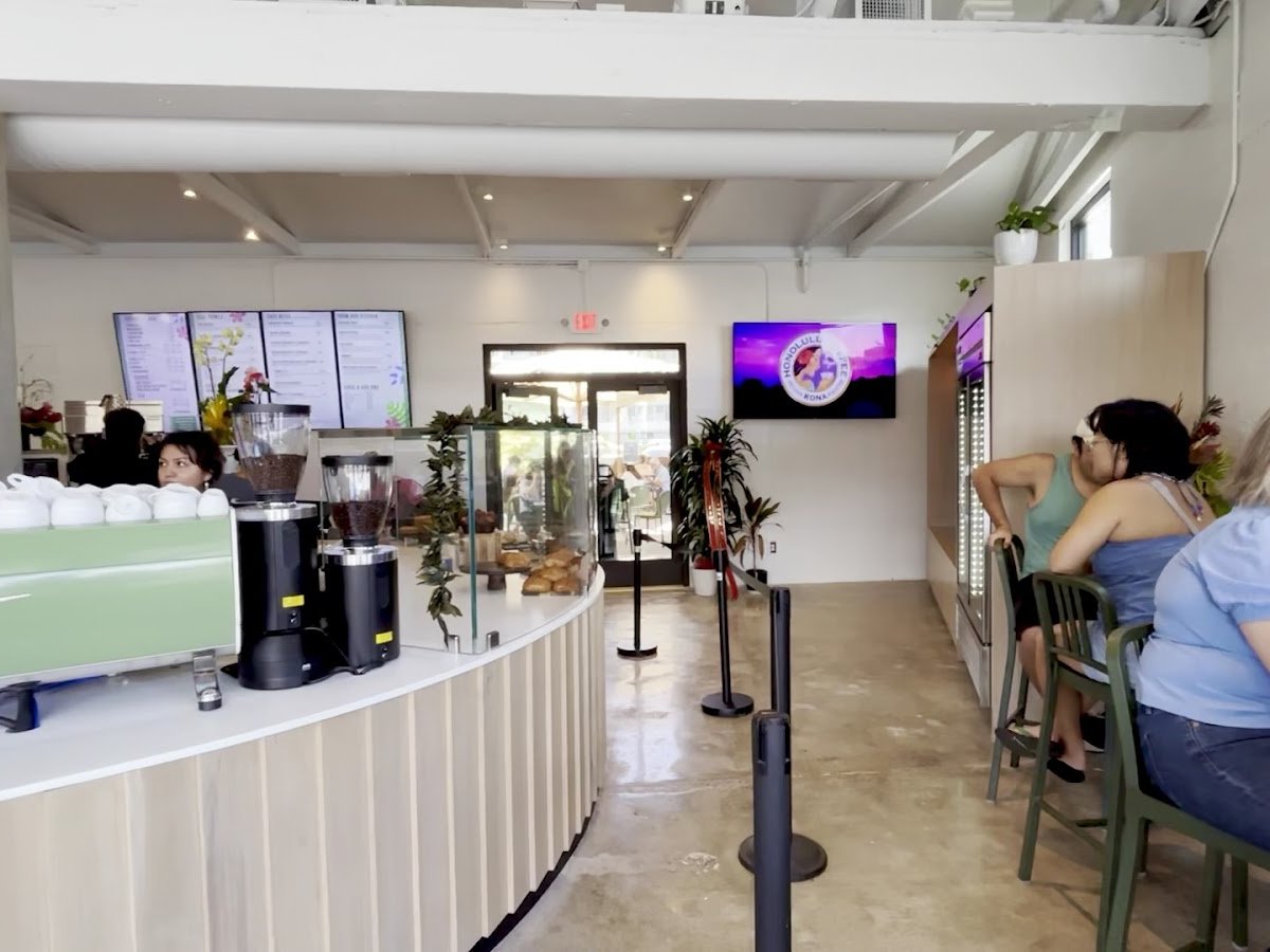Bakery on King (Honolulu Coffee Company) specialty coffee shop in Honolulu - photo 12
