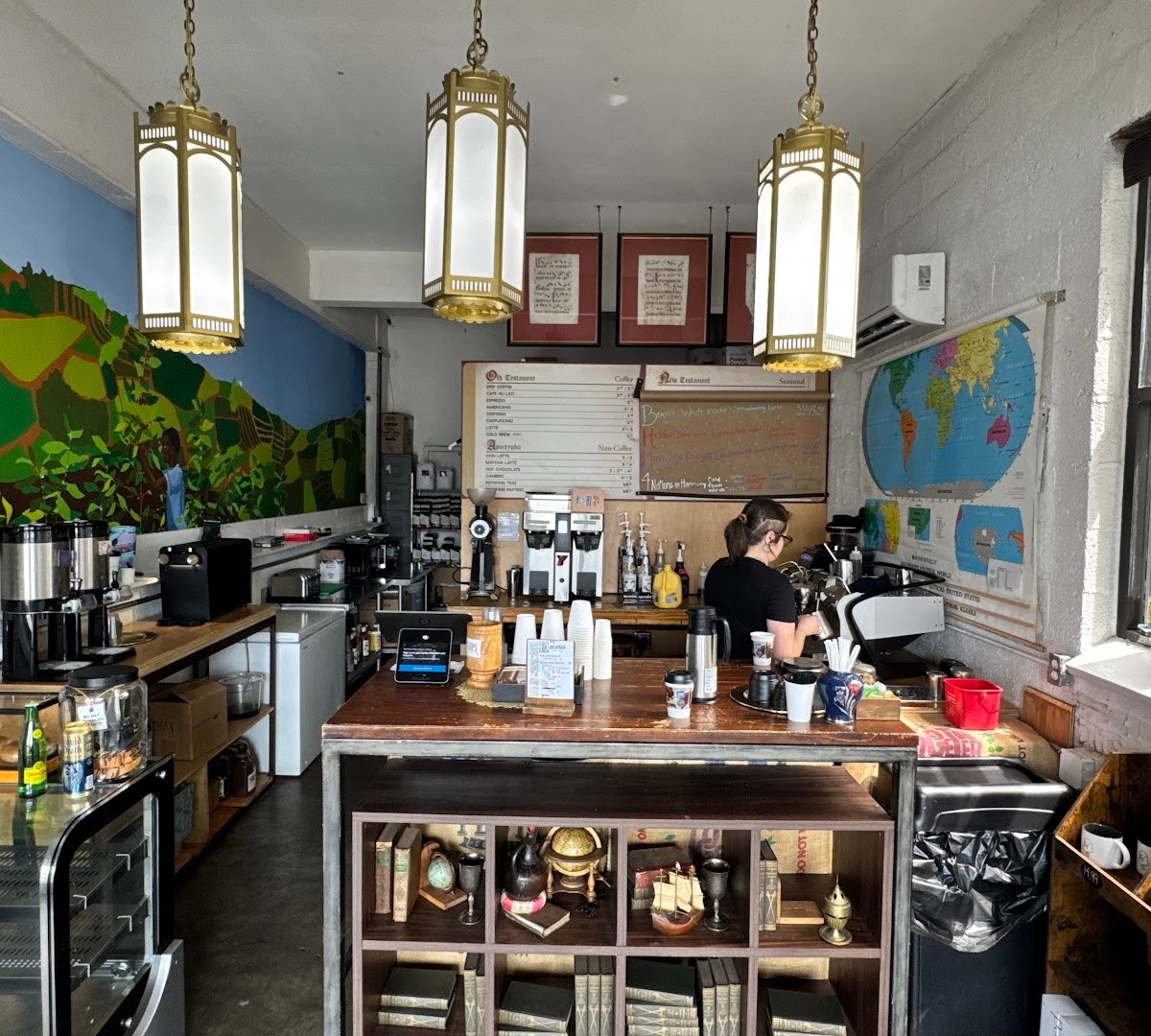 Mad Priest Coffee Roasters specialty coffee shop in Chattanooga - photo 7