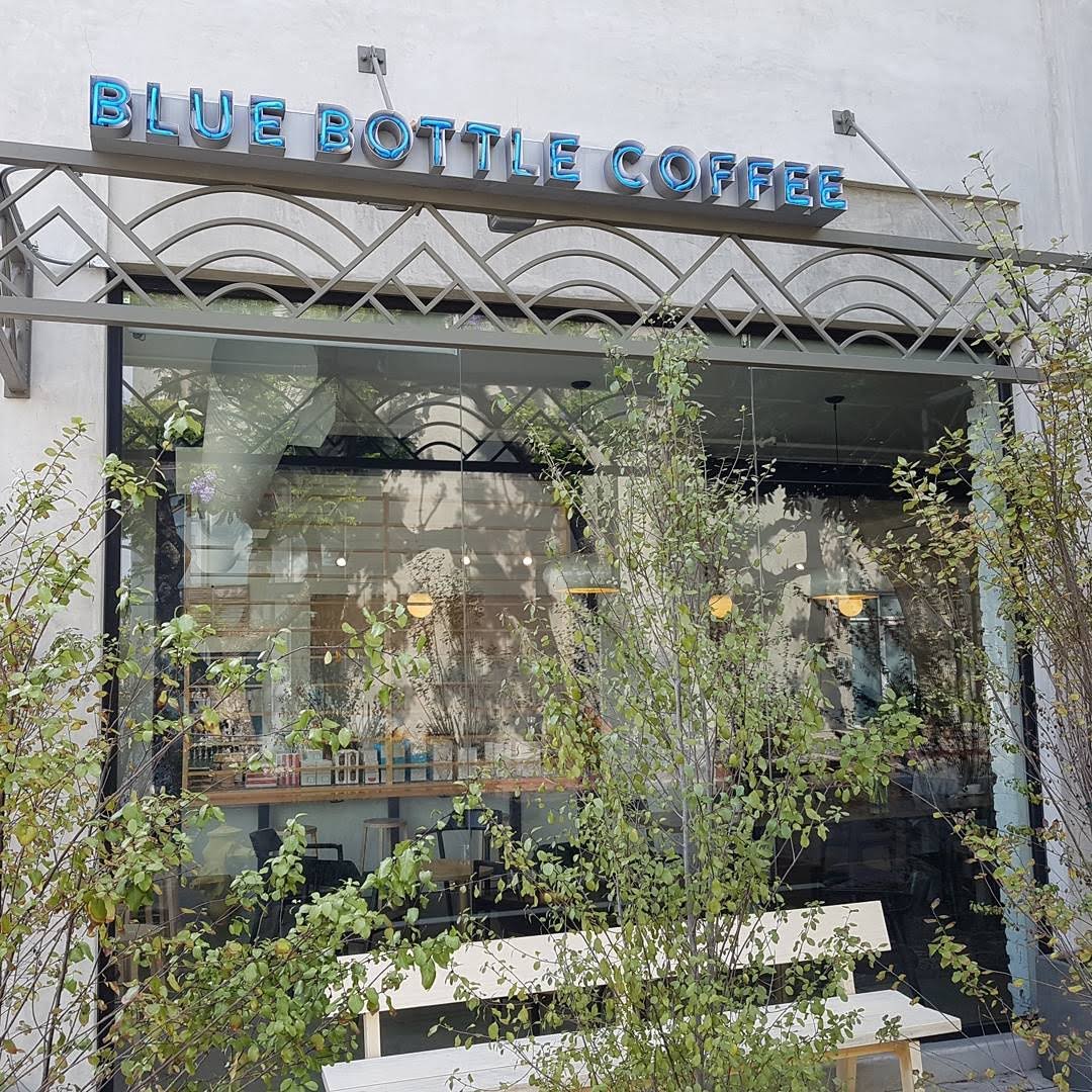 Blue Bottle Coffee specialty coffee shop in Los Angeles - photo 2