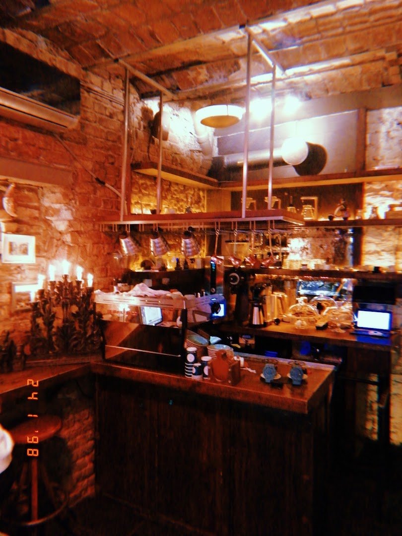 Calibre Coffee specialty coffee shop in Istanbul - photo 8