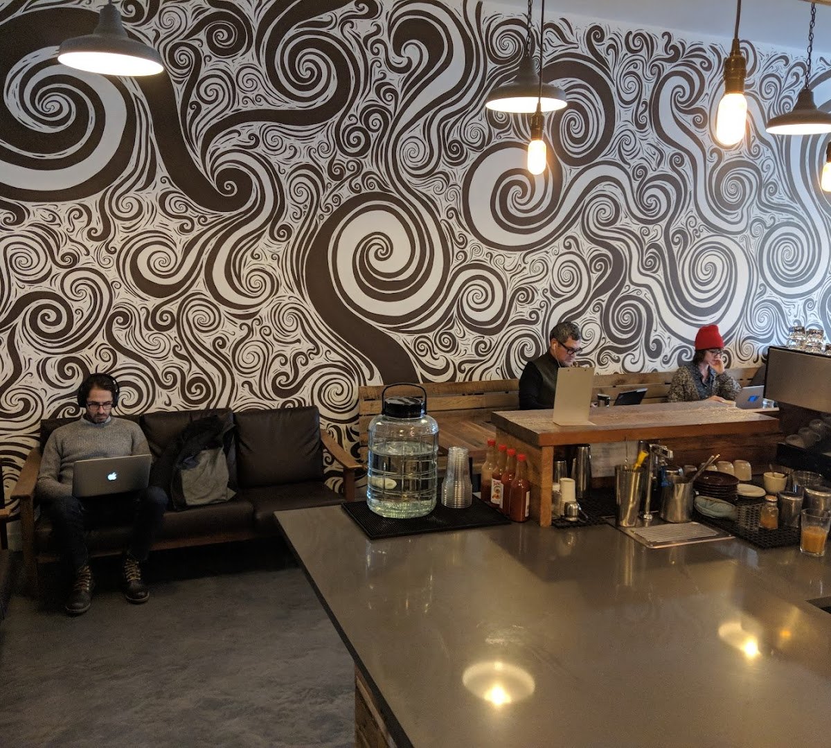 Groundswell Coffee Roasters specialty coffee shop in Chicago - photo 8