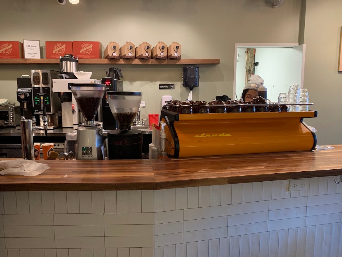 Big Shoulders Coffee specialty coffee shop in Chicago - photo 2