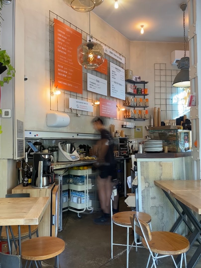 Religion Coffee & EATERY specialty coffee shop in Madrid - photo 8