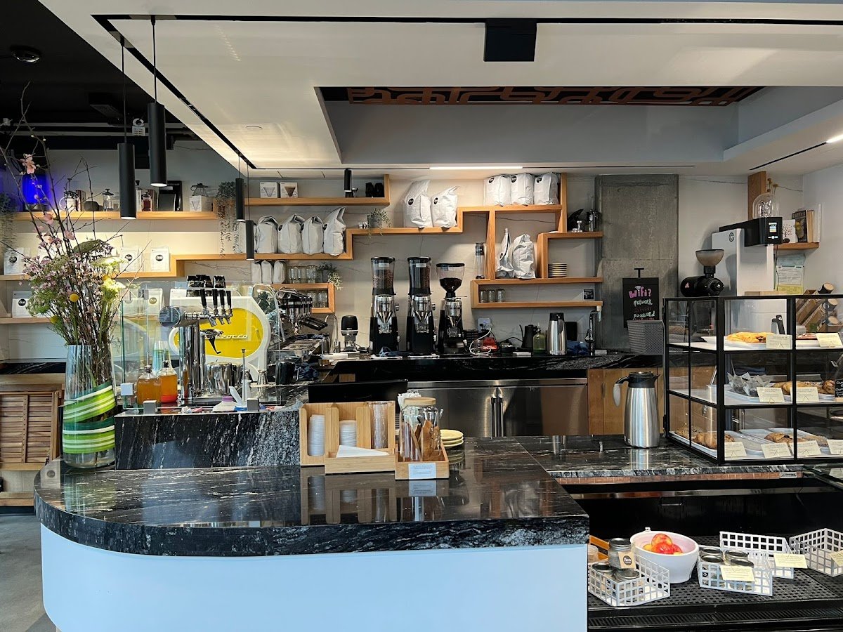 Ikon Coffee specialty coffee shop in San Francisco - photo 3