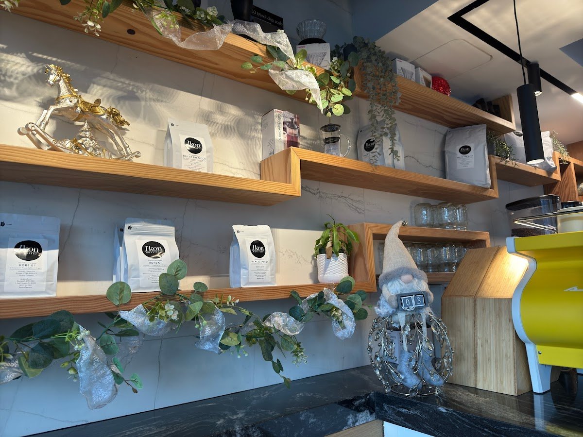 Ikon Coffee specialty coffee shop in San Francisco - photo 7