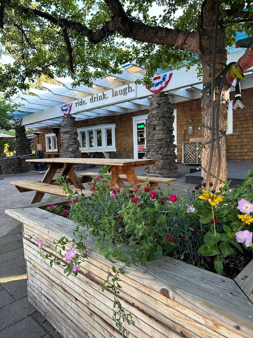 The Commons Cafe and Taproom specialty coffee shop in Bend - photo 6