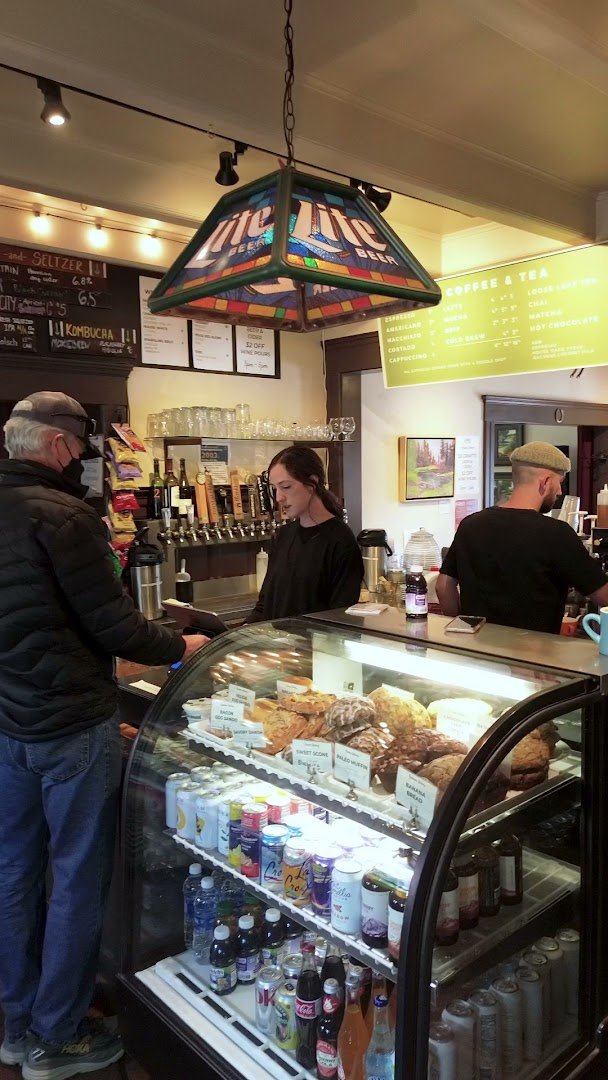 The Commons Cafe and Taproom specialty coffee shop in Bend - photo 8