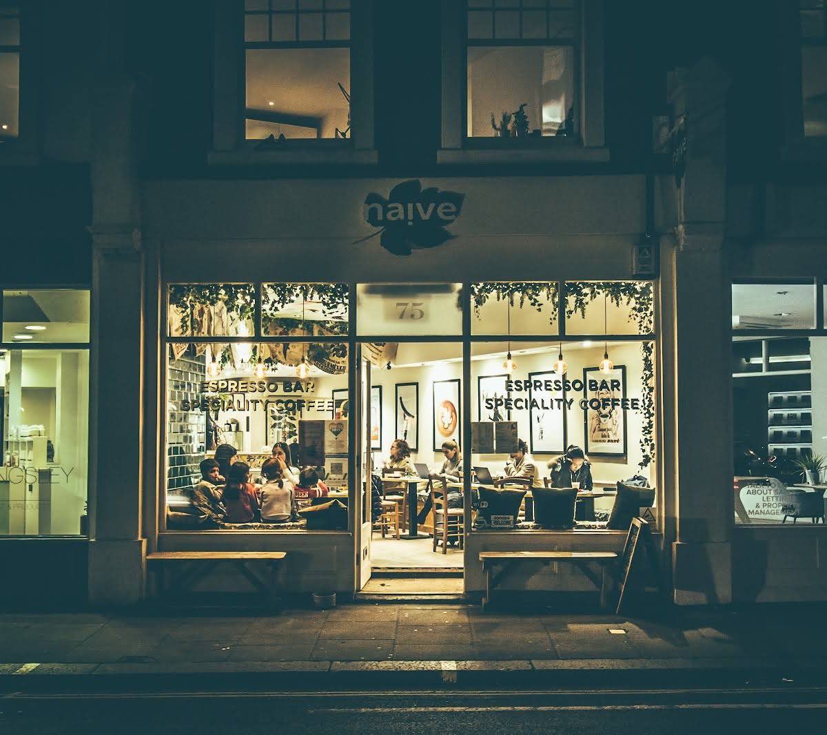 Naive specialty coffee shop in London - photo 13