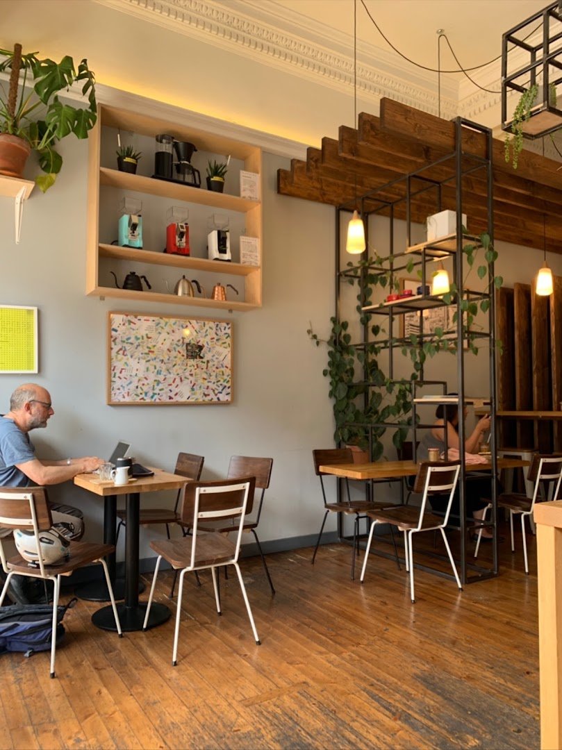 Interior of Machina Espresso, specialty coffee shop in Edinburgh