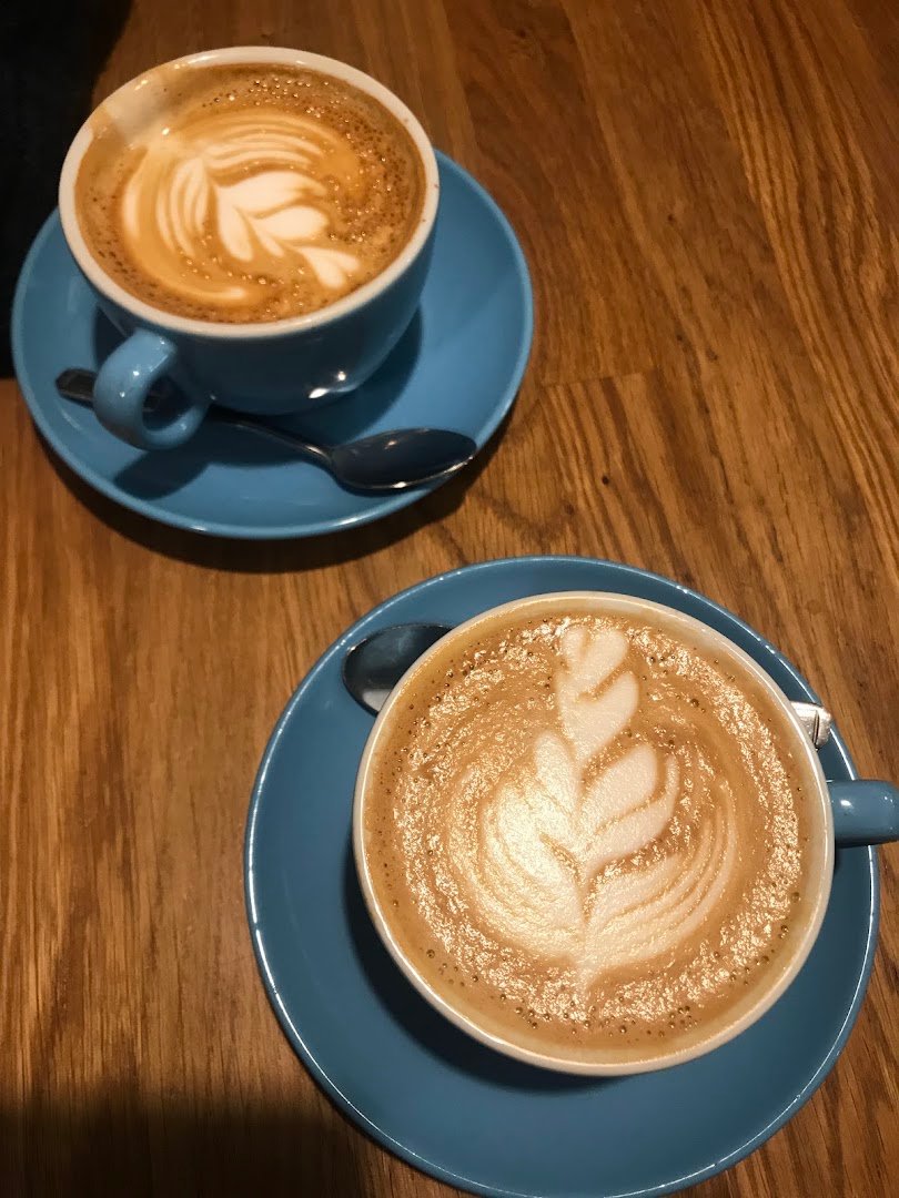 Coffee at Machina Espresso, specialty coffee shop in Edinburgh