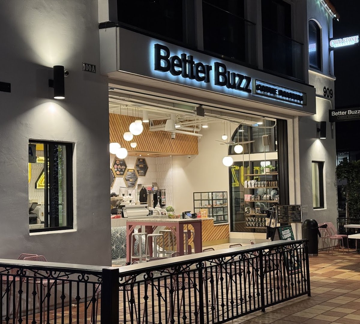 Storefront of Better Buzz Coffee La Jolla, specialty coffee shop in San Diego