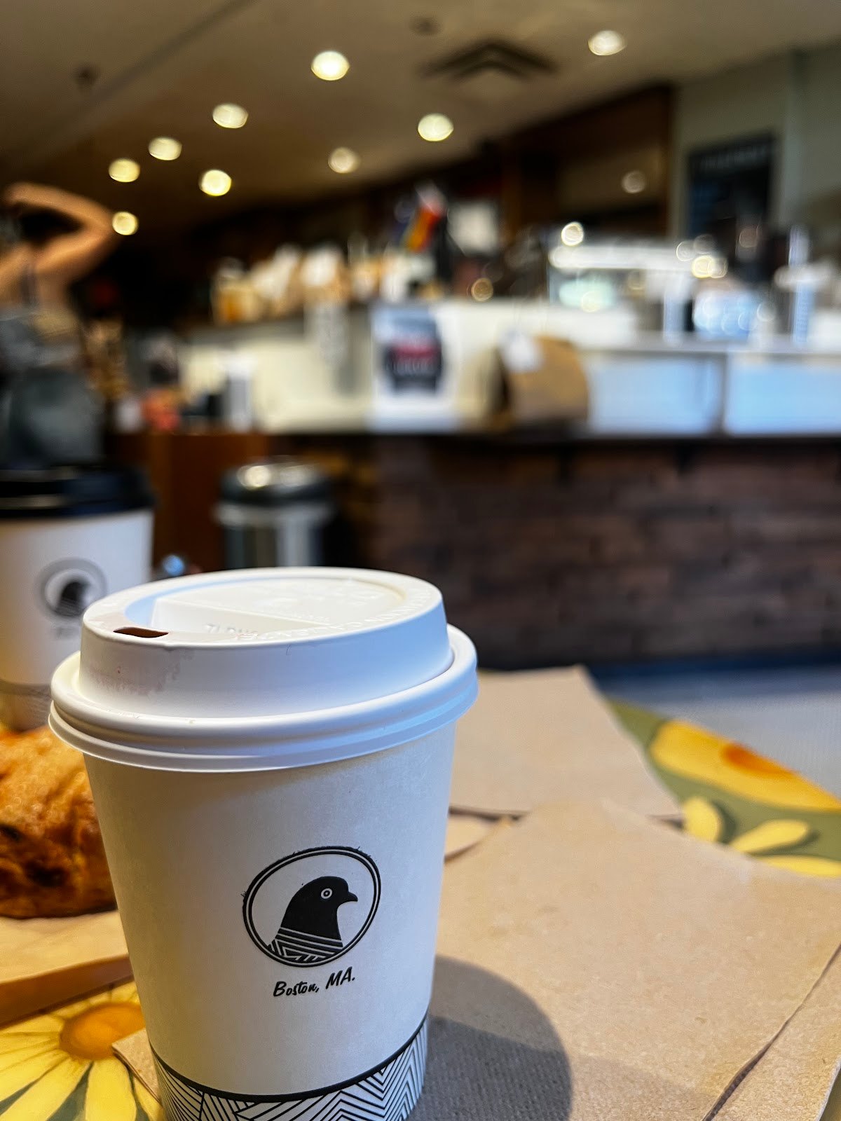 Pavement Coffeehouse - Newbury specialty coffee shop in Boston - photo 5