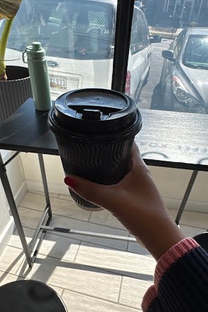 GIGIS COFFEE ROASTERS specialty coffee shop in Washington, D.C. - photo 12