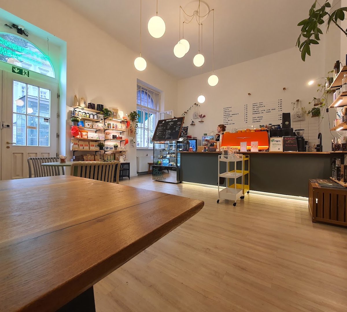 Interior of The Good Coffee Society Lab, specialty coffee shop in Vienna