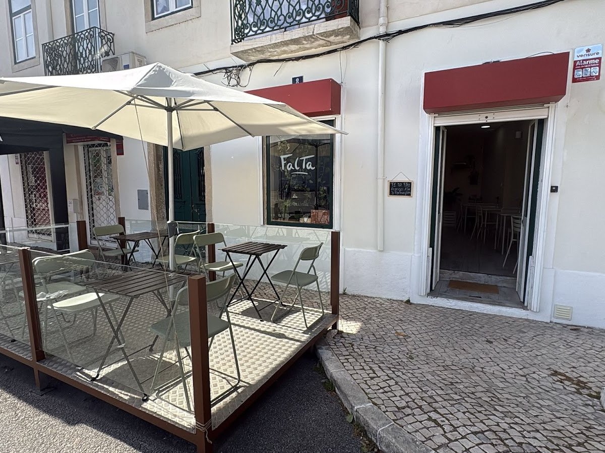 Falta Café - Specialty Coffee, Breakfast & Sando specialty coffee shop in Lisbon - photo 3