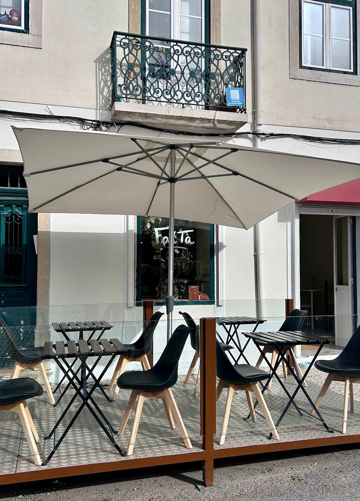 Falta Café - Specialty Coffee, Breakfast & Sando specialty coffee shop in Lisbon - photo 4