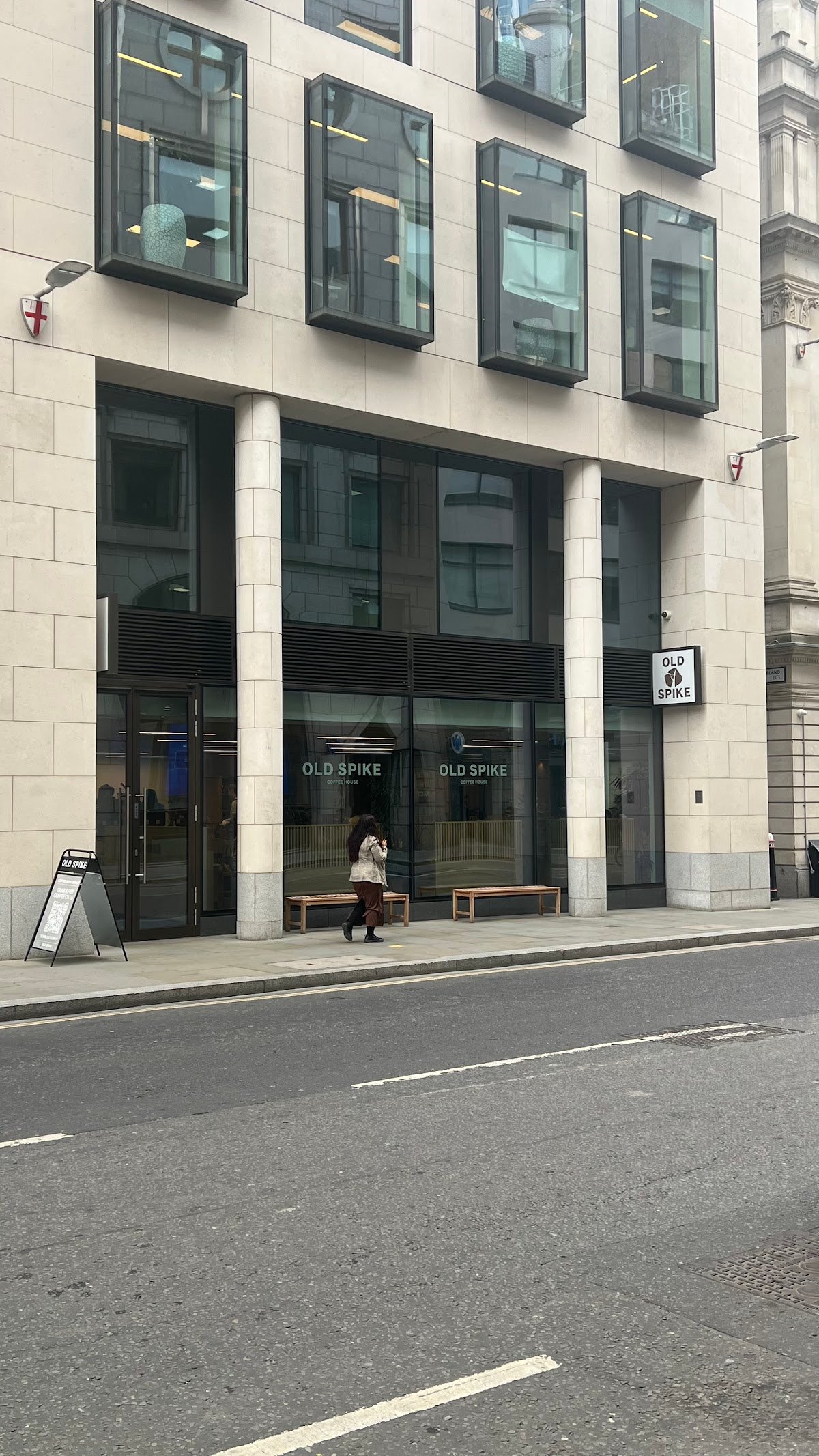 Old Spike Fenchurch Street specialty coffee shop in London - photo 6