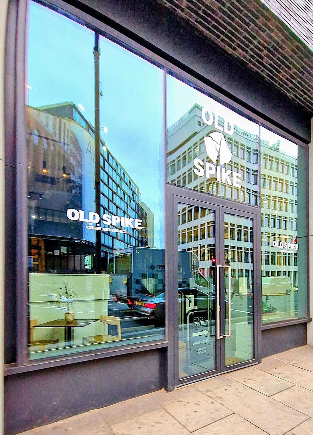 Old Spike Fenchurch Street specialty coffee shop in London - photo 8