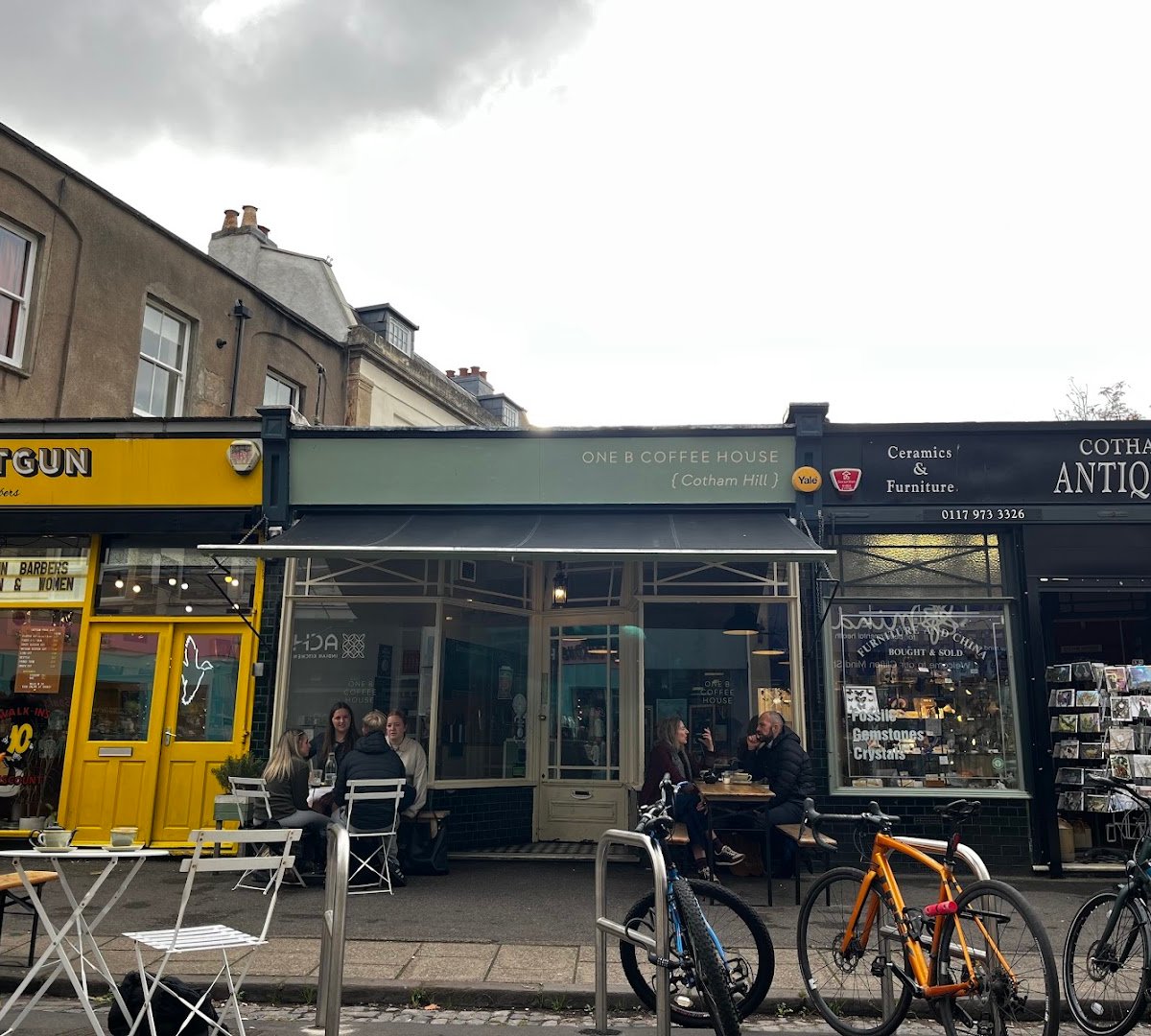 One B Coffee House {Cotham Hill} specialty coffee shop in Bristol - photo 10
