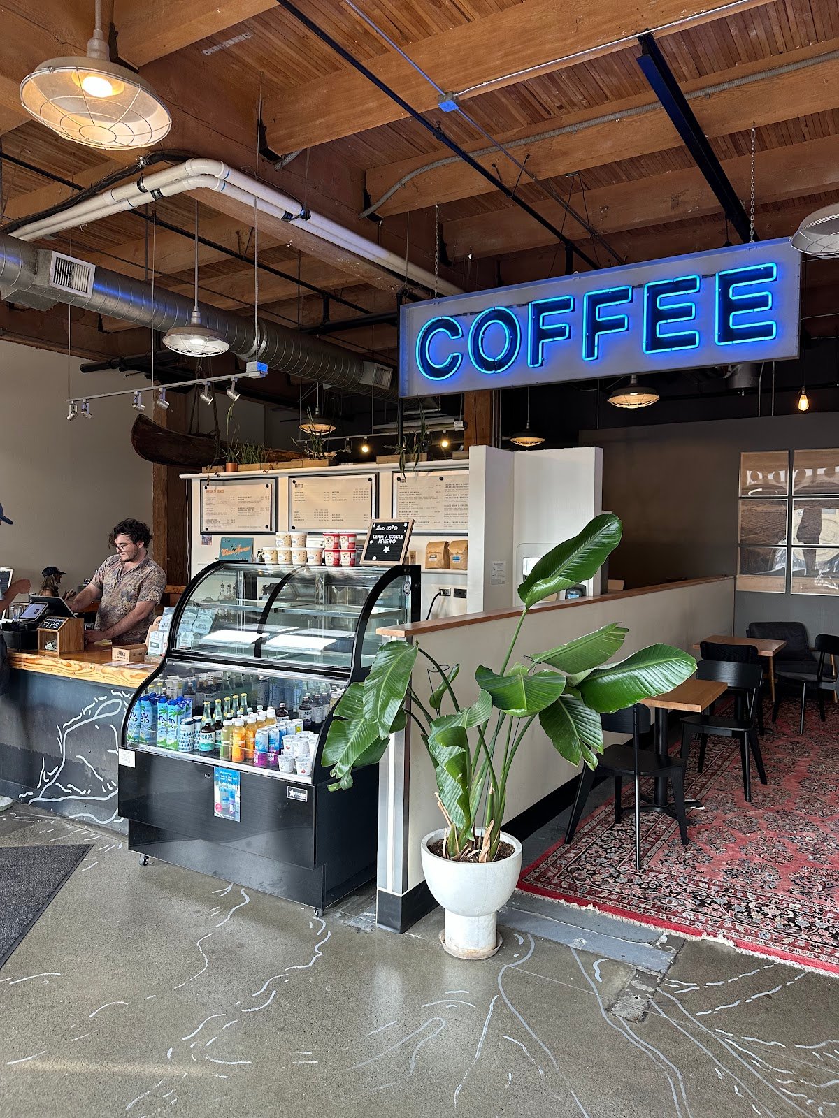 Water Avenue Coffee specialty coffee shop in Portland - photo 4