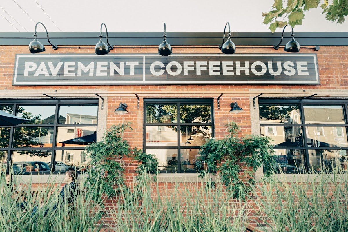 Pavement Coffeehouse - Brighton specialty coffee shop in Boston - photo 2
