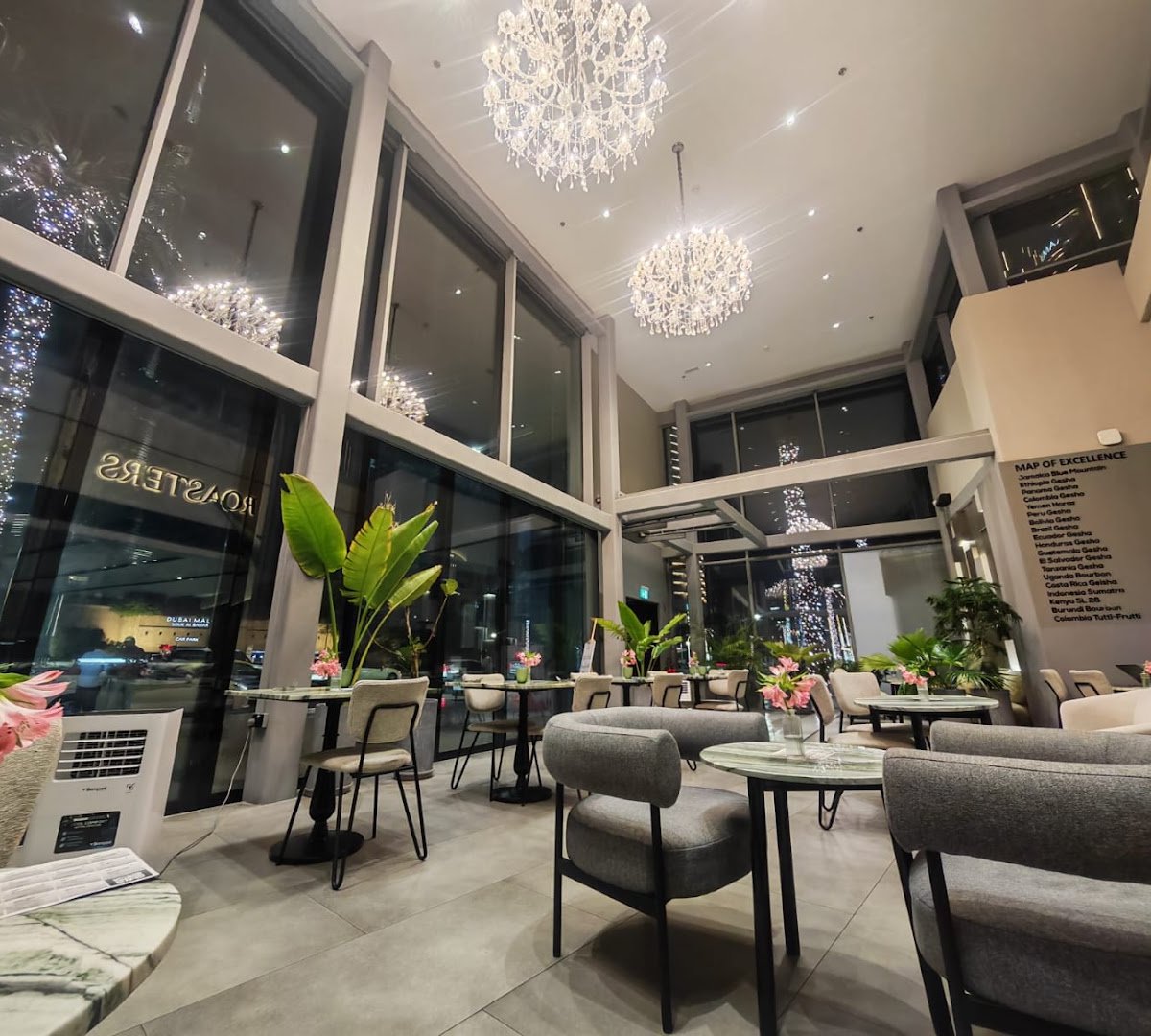 Roasters Specialty Coffee House Boulevard Downtown specialty coffee shop in Dubai - photo 2
