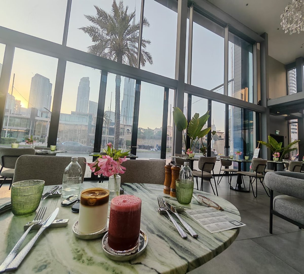 Roasters Specialty Coffee House Boulevard Downtown specialty coffee shop in Dubai - photo 4