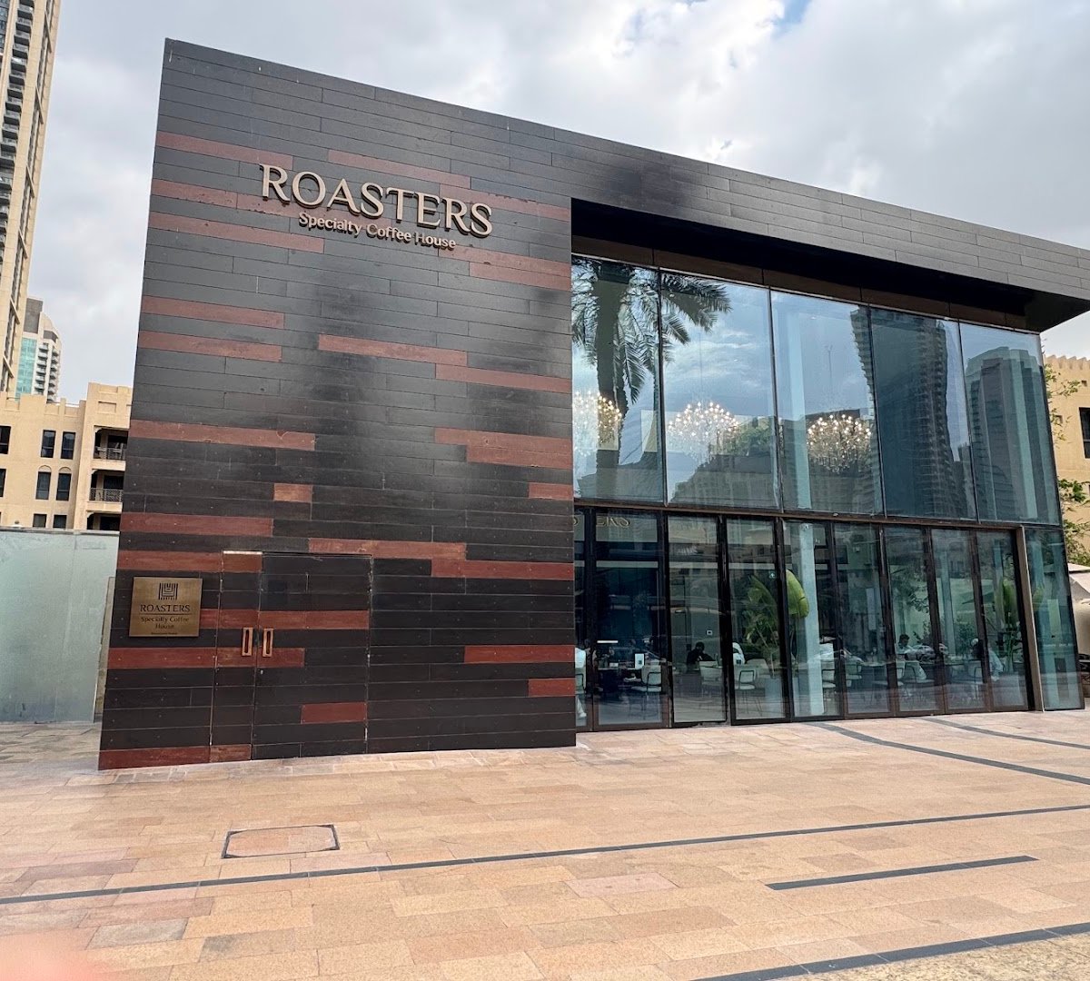 Roasters Specialty Coffee House Boulevard Downtown specialty coffee shop in Dubai - photo 9