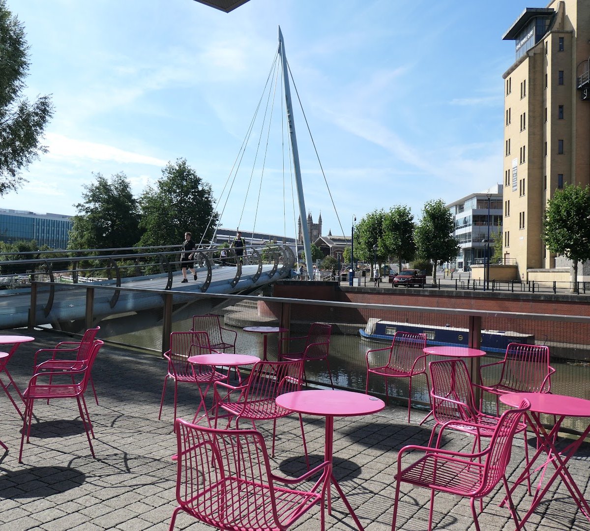 Double Puc Cafe & Catering specialty coffee shop in Bristol - photo 3
