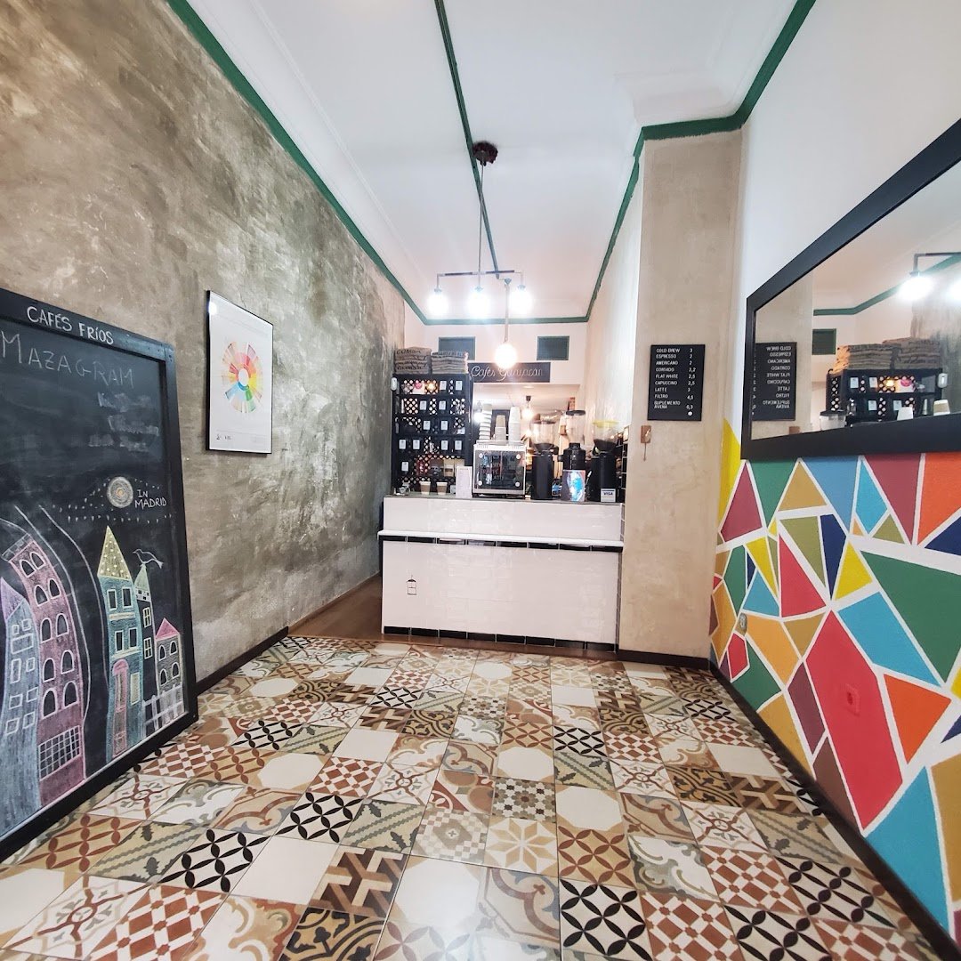 CAFÉ GUAYACÁN specialty coffee shop in Madrid - photo 3