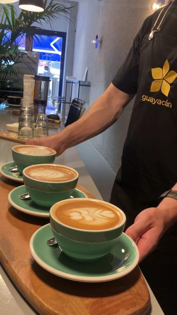 CAFÉ GUAYACÁN specialty coffee shop in Madrid - photo 5