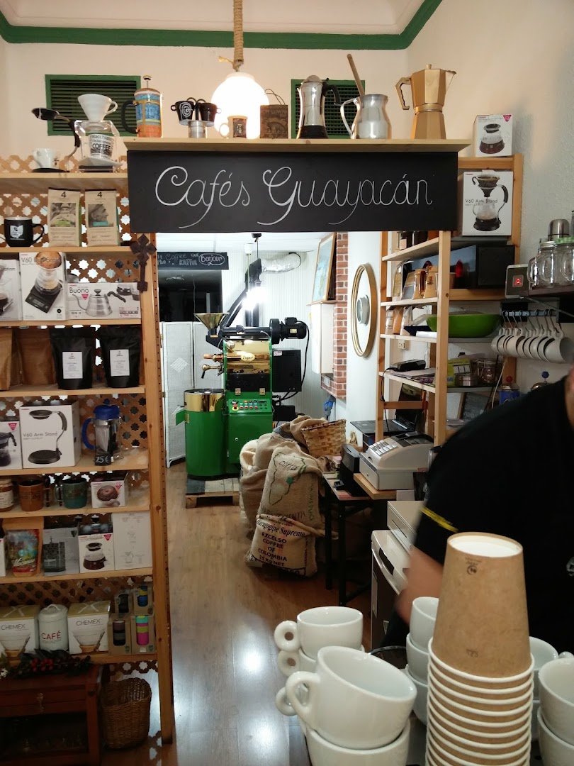 CAFÉ GUAYACÁN specialty coffee shop in Madrid - photo 9