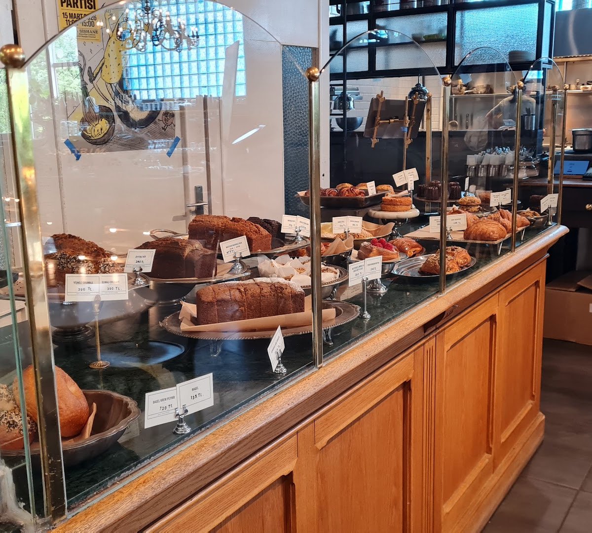 Petra Roasting Co. specialty coffee shop in Istanbul - photo 10