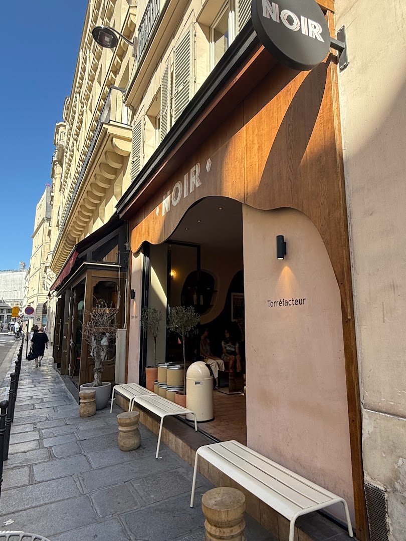 Noir - Coffee Shop & Torréfacteur specialty coffee shop in Paris - photo 4
