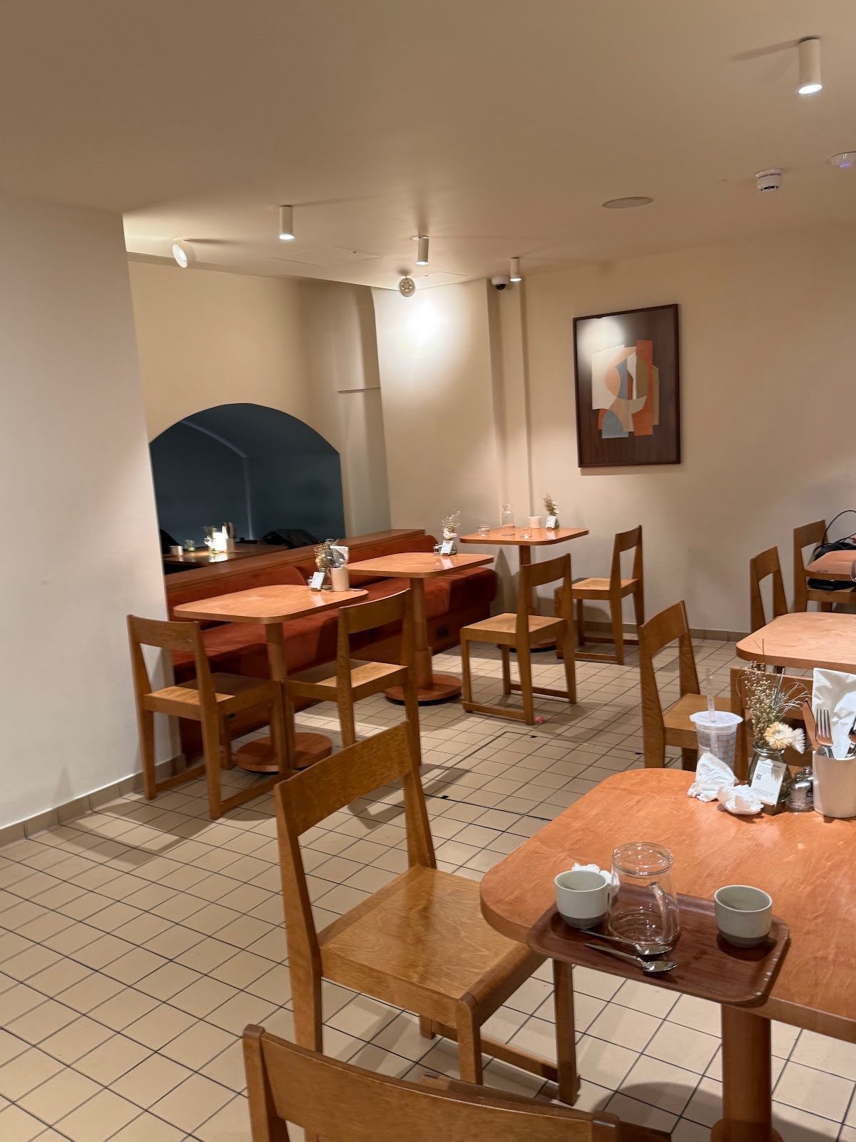 WatchHouse Covent Garden specialty coffee shop in London - photo 5