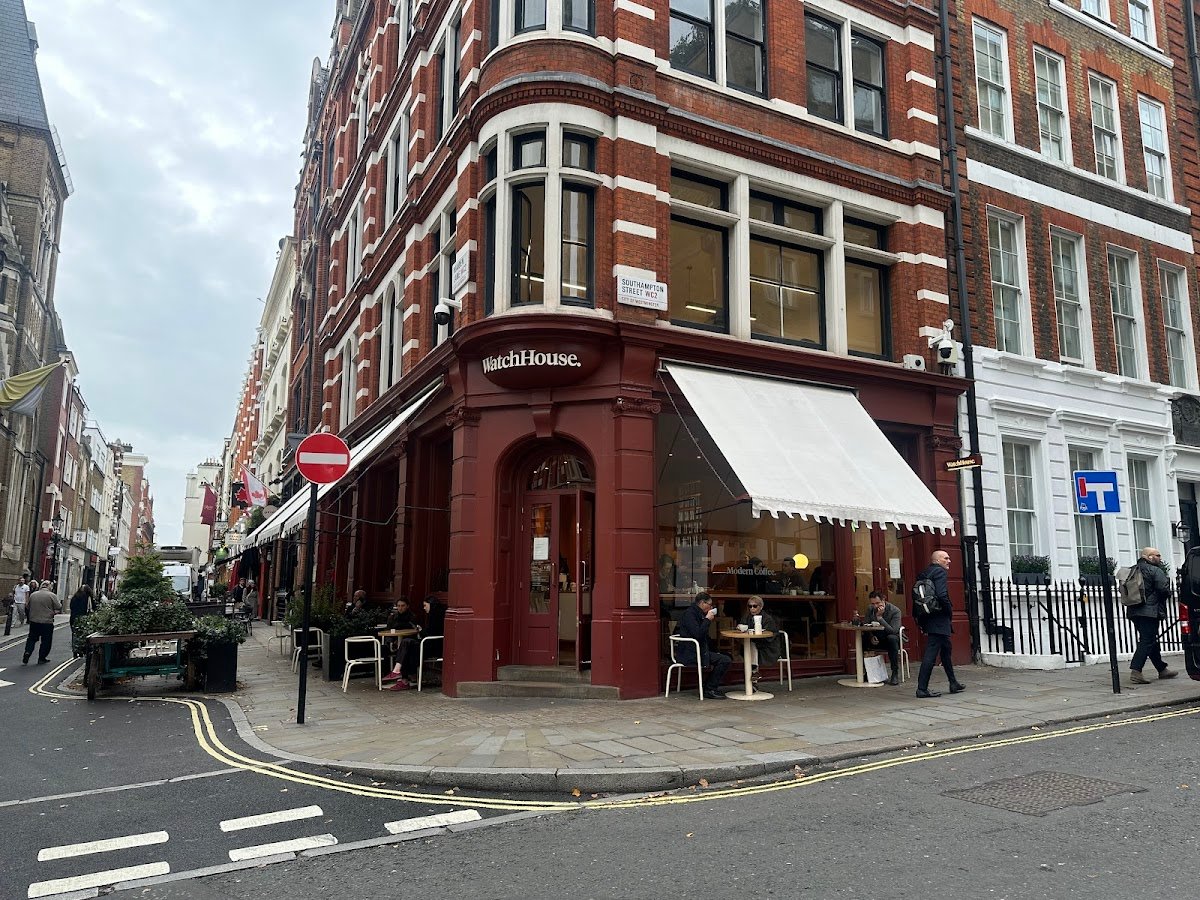 WatchHouse Covent Garden specialty coffee shop in London - photo 6