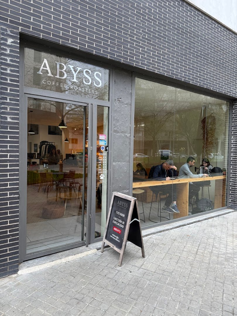 Abyss Coffee Roasters specialty coffee shop in Barcelona - photo 11