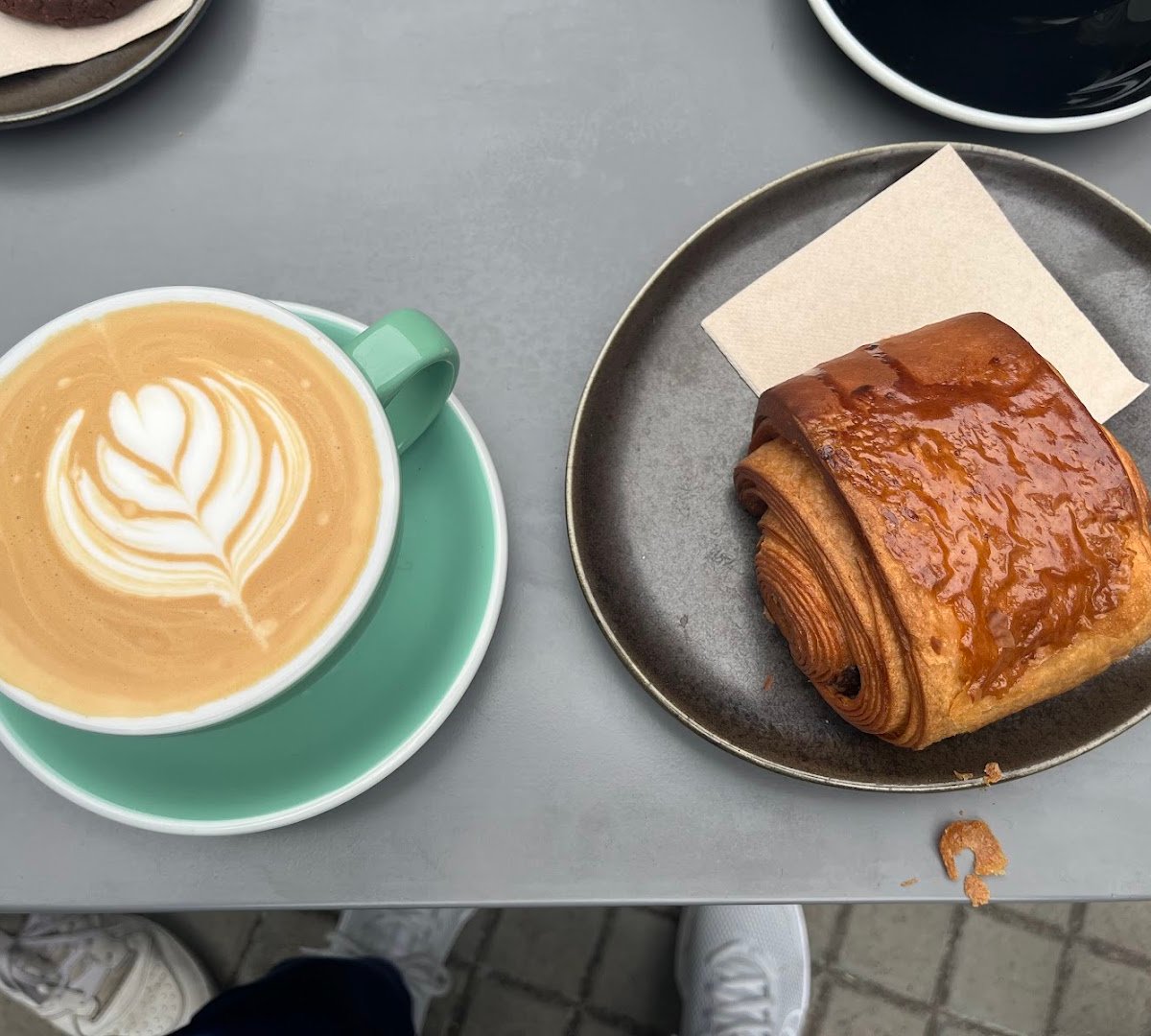 Abyss Coffee Roasters specialty coffee shop in Barcelona - photo 9