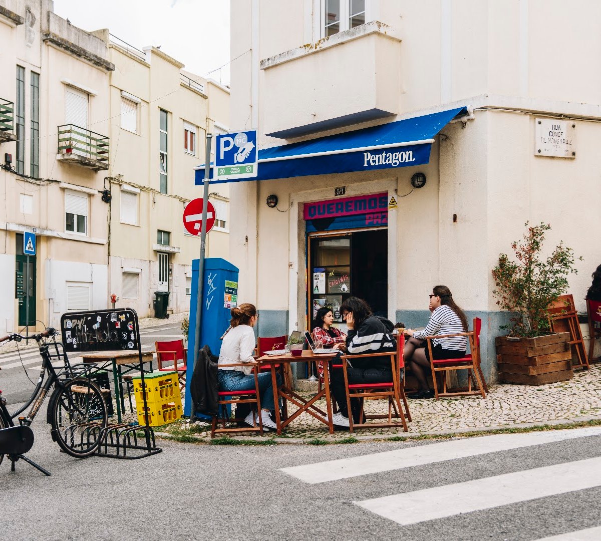 Storefront of PENTAGON - Specialty coffee / Vegetarian food / Natural wine / Affordable art, specialty coffee shop in Lisbon