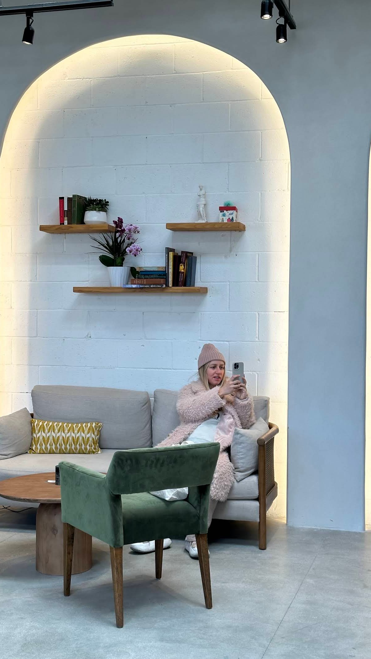 Pantheon Coffee specialty coffee shop in Los Angeles - photo 9