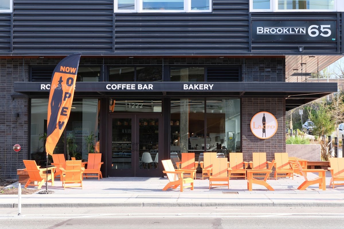 Caffe Ladro Ravenna specialty coffee shop in Seattle - photo 2