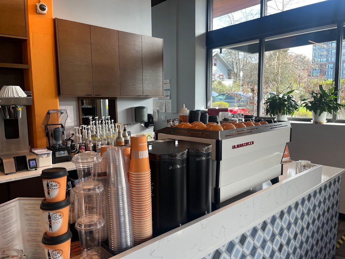 Caffe Ladro Ravenna specialty coffee shop in Seattle - photo 3