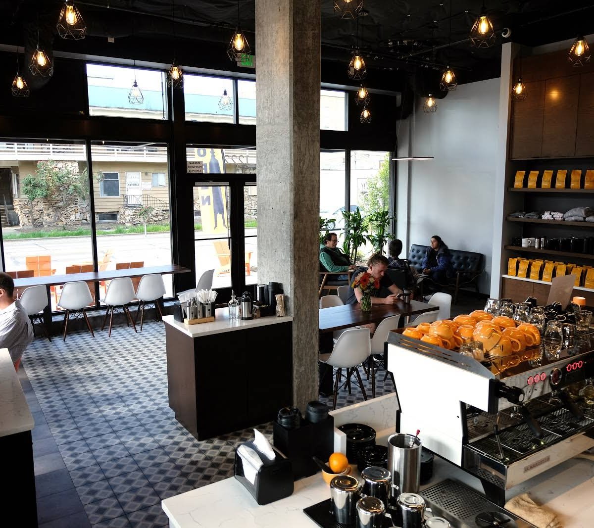 Caffe Ladro Ravenna specialty coffee shop in Seattle - photo 8