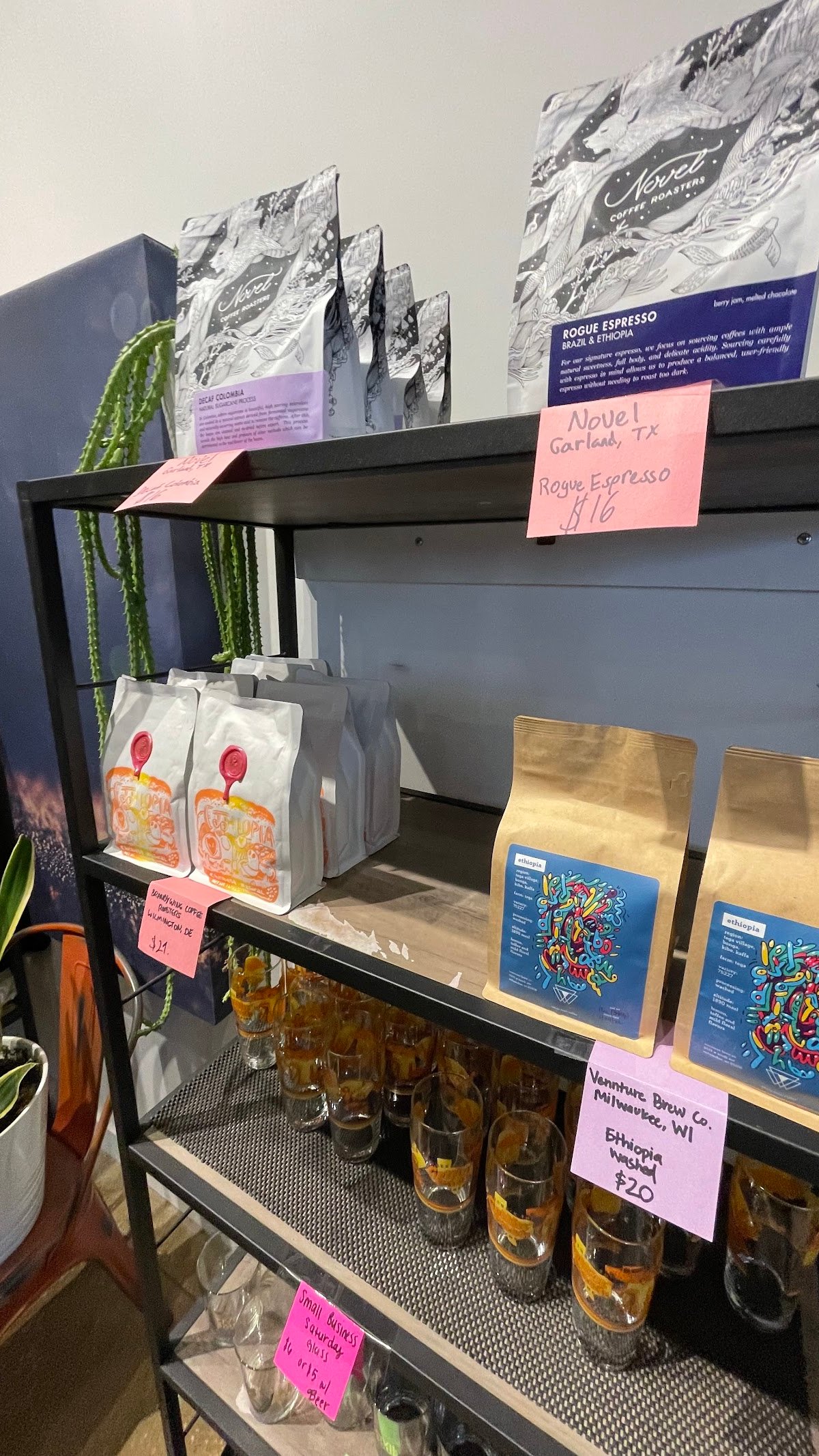 Civil Pour Coffee + Beer specialty coffee shop in Dallas - photo 10