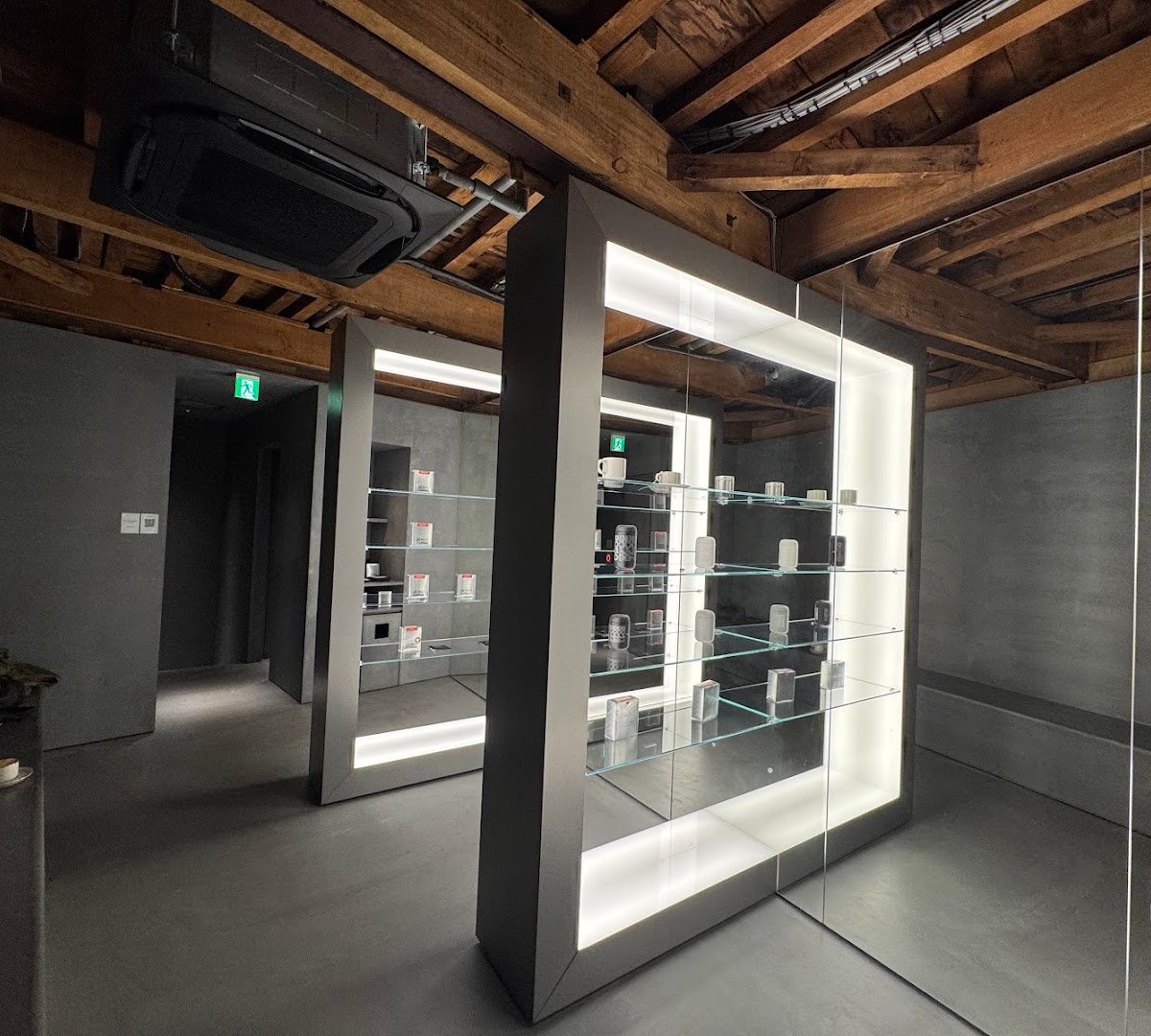 2050 coffee specialty coffee shop in Kyoto - photo 10