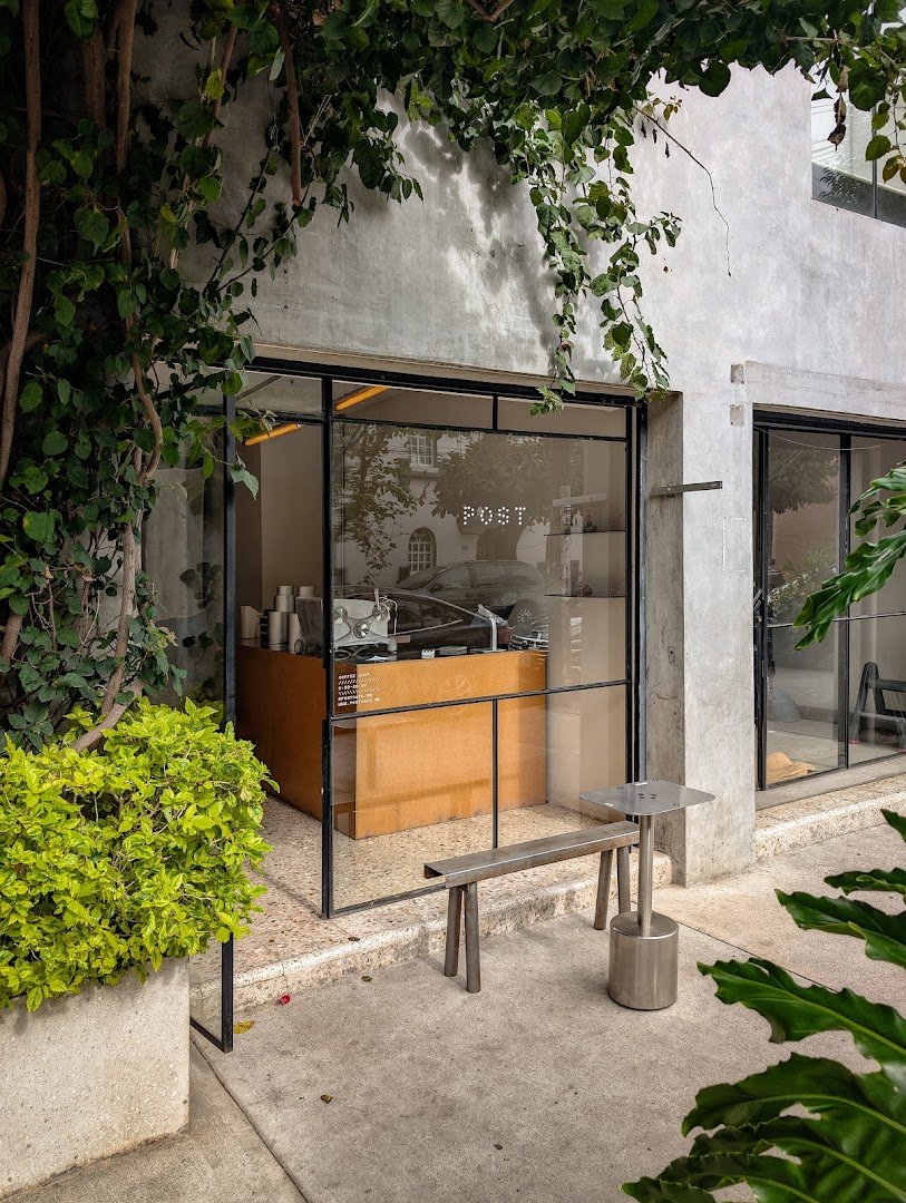 Storefront of post, specialty coffee shop in Mexico City