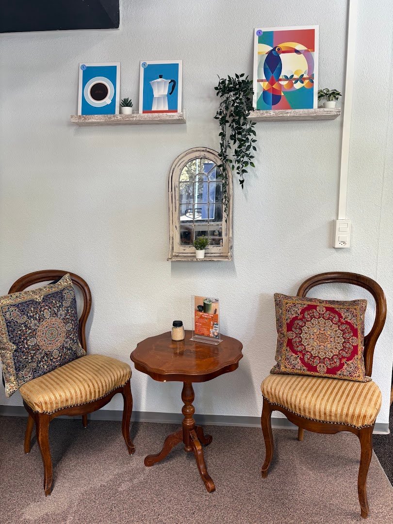 Interior of Coffee Coaching Club, specialty coffee shop in Zurich