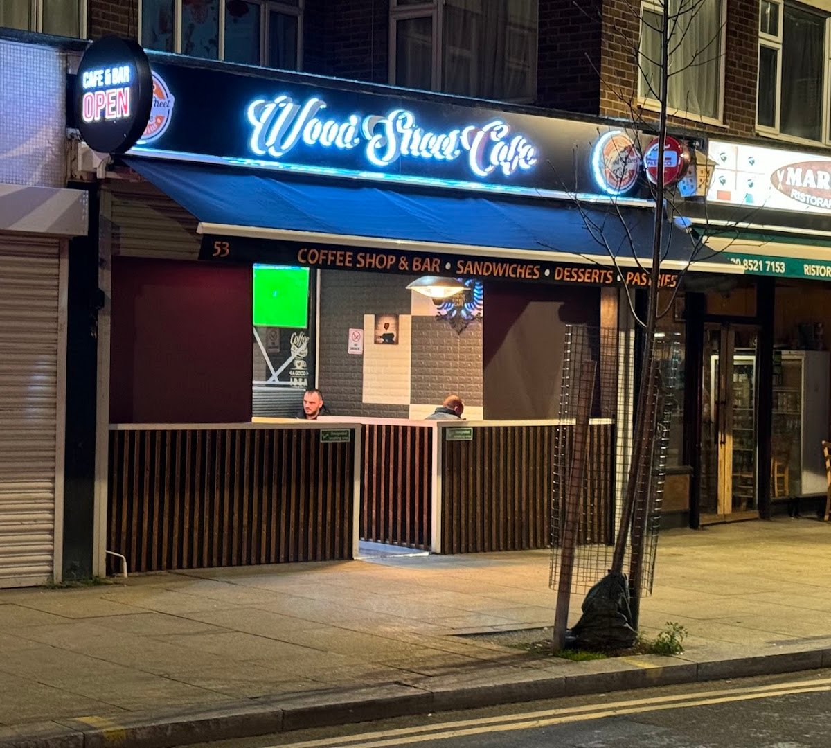 Wood Street Cafe specialty coffee shop in London - photo 7