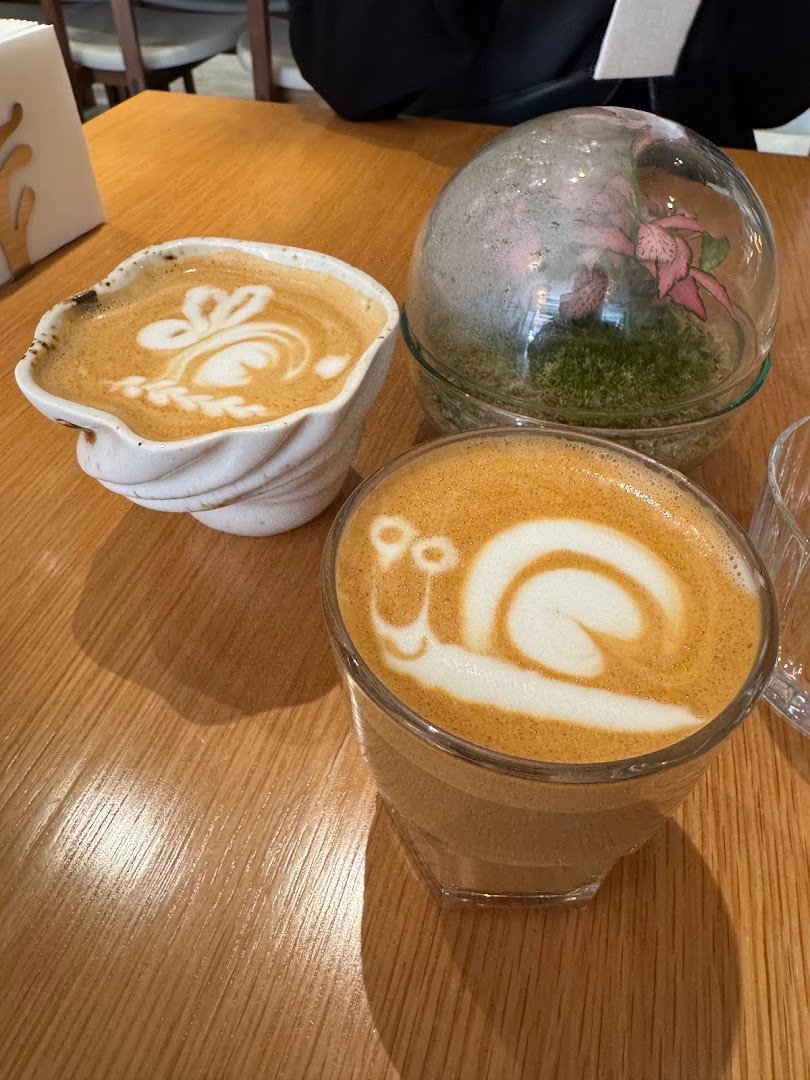 Coffee at The Plate Brunch Bistro, specialty coffee shop in Lisbon